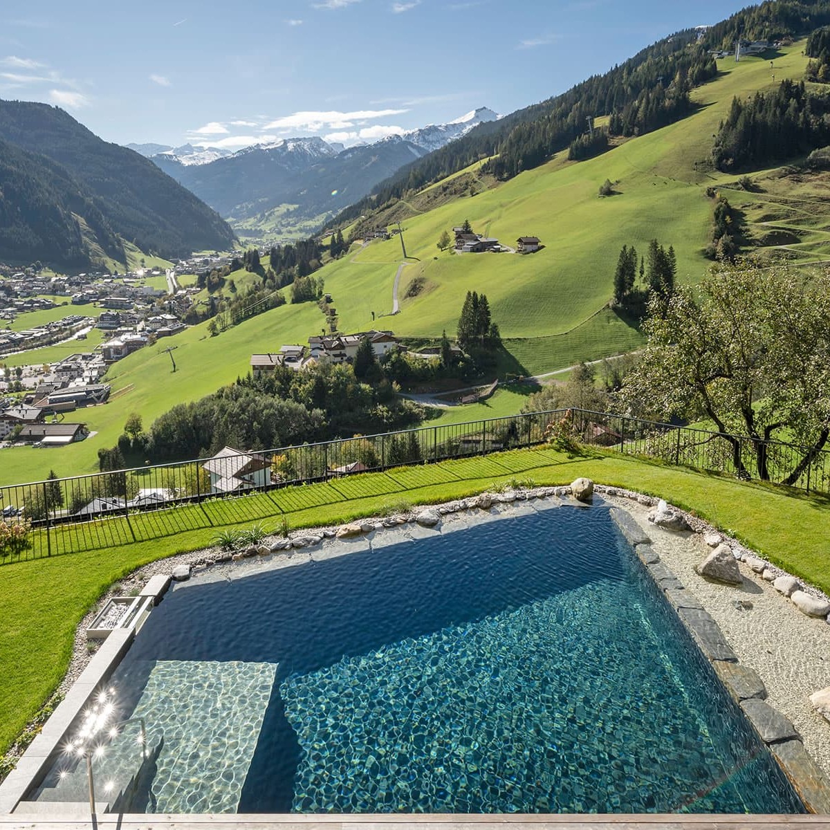 Naturbadeteich mit herrlicher Panoramaaussicht über das Großarltal