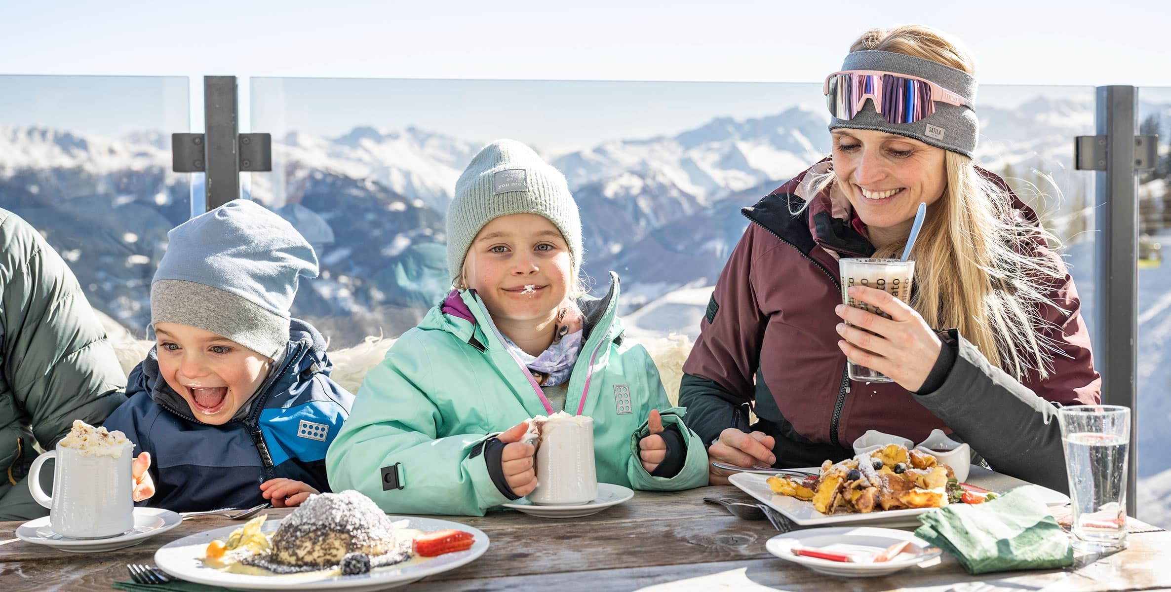 Einkehr in eine Skihütte