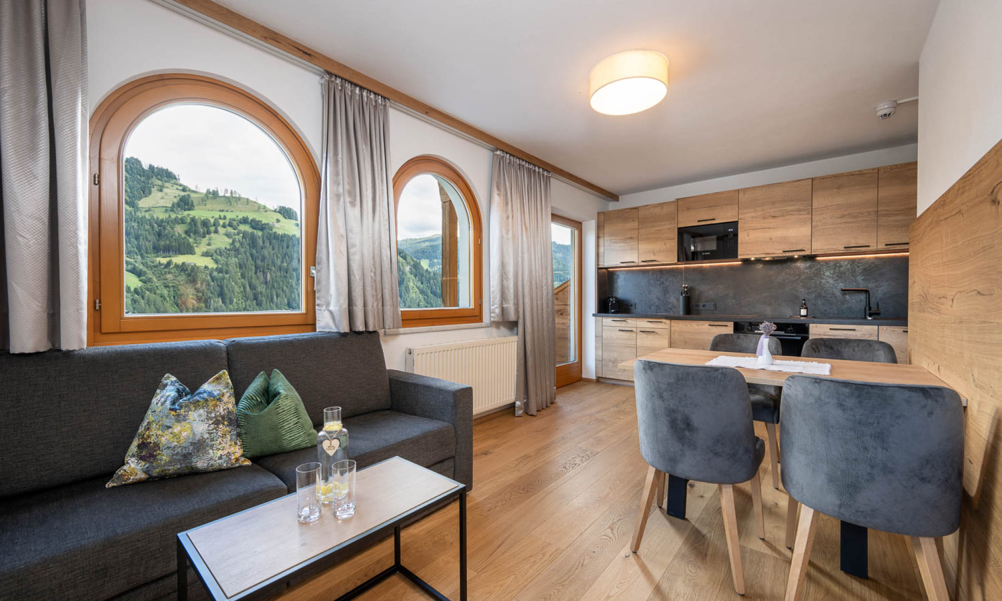 Wohnbereich im Apartment Weitblick